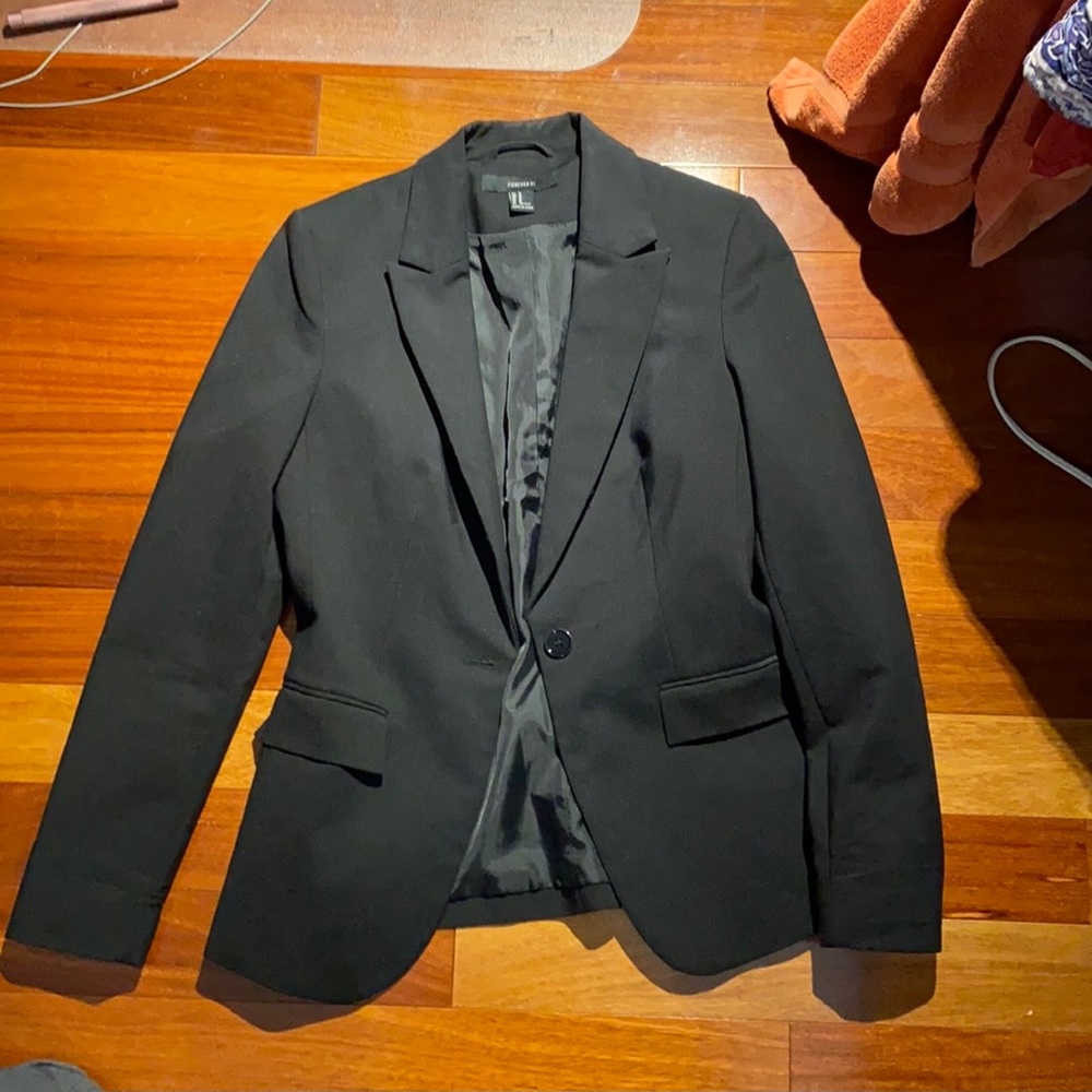 Forever 21 women’s blazer